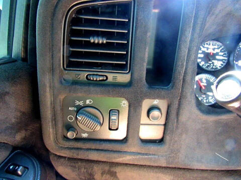 2004 Chevrolet Silverado 1500 SS