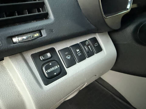 2013 Toyota Highlander SE