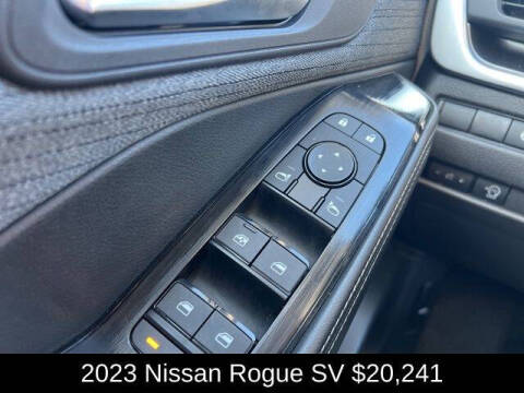2023 Nissan Rogue SV