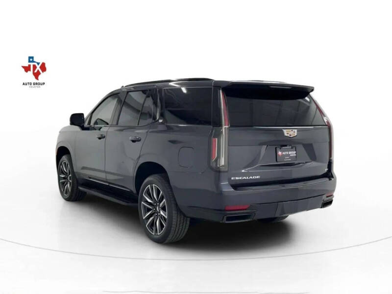 2023 Cadillac Escalade Sport