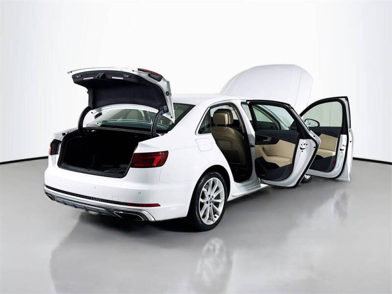 2019 Audi A4 quattro Premium Plus 45 TFSI