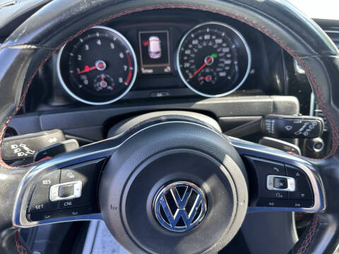 2015 Volkswagen Golf GTI SE