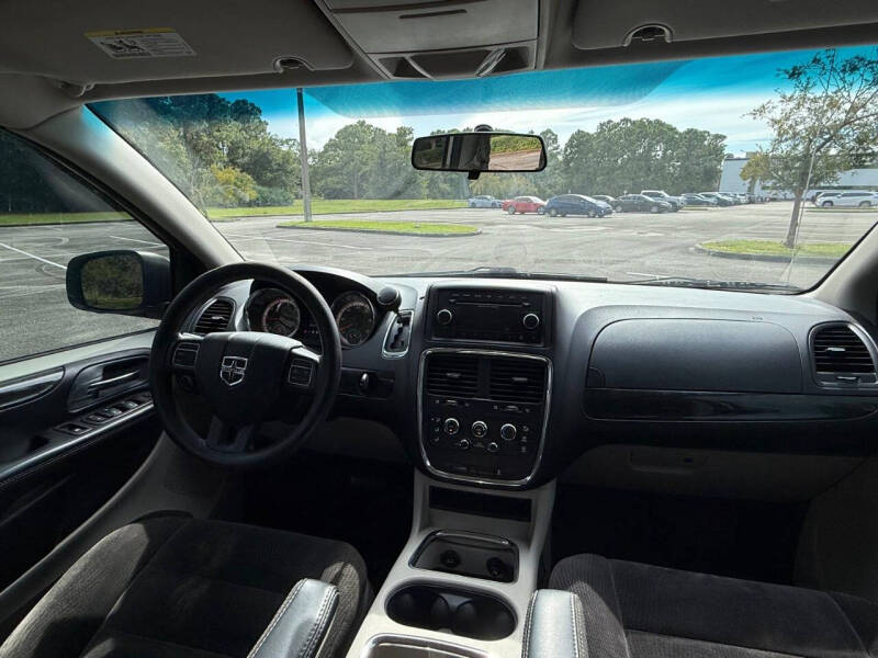 2014 Dodge Grand Caravan SXT