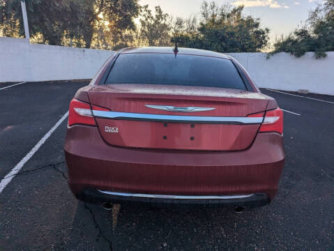 2013 Chrysler 200 Limited