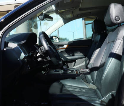 2020 Audi Q5 quattro Titanium Premium 45 TFSI