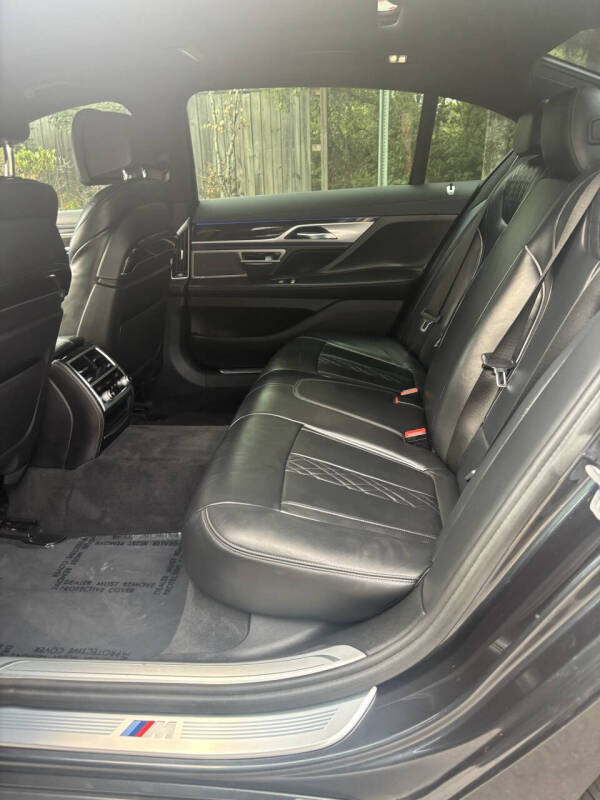 2018 BMW 7 Series 750i