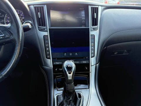 2017 Infiniti Q60 3.0T Premium