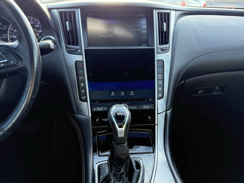 2017 Infiniti Q60 3.0T Premium