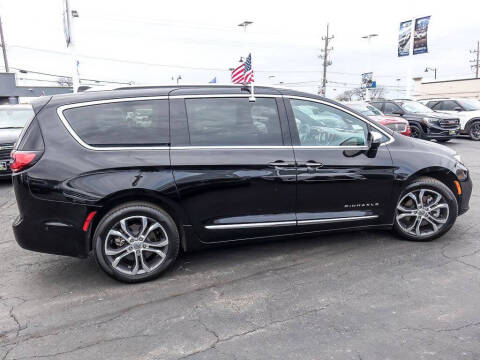 2024 Chrysler Pacifica Pinnacle