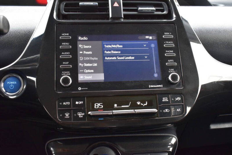 2022 Toyota Prius LE