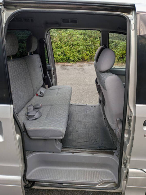 2000 Daihatsu Atrai7