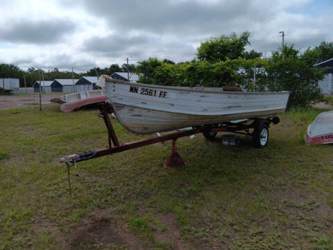 14' Starcraft Boat with Trailer