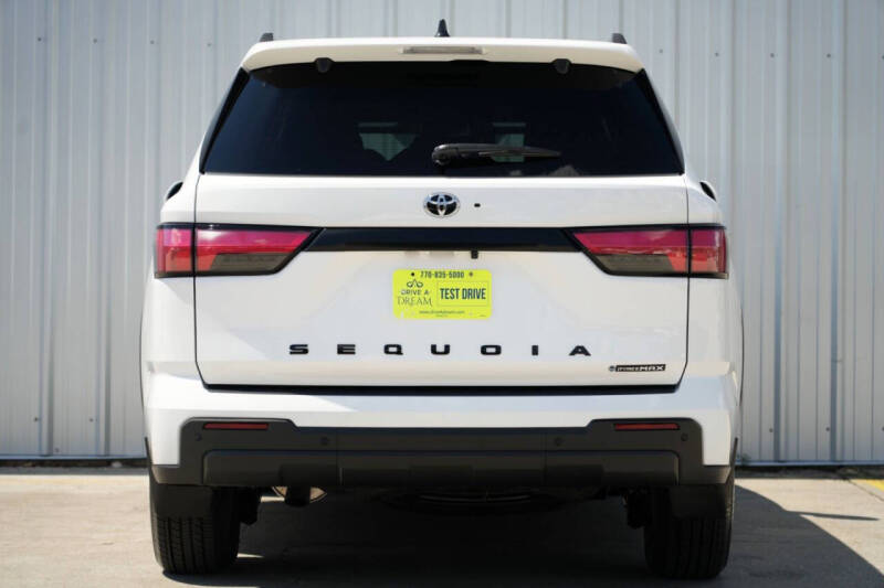 2025 Toyota Sequoia SR5