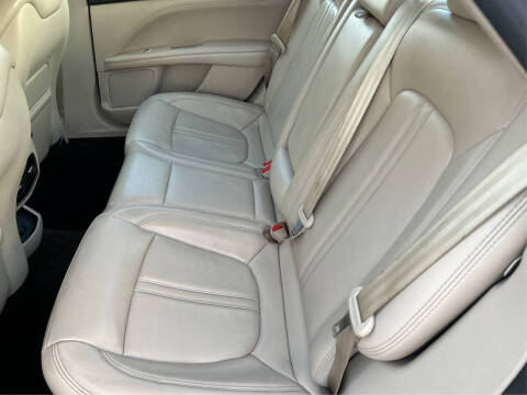 2017 Lincoln MKZ Premiere