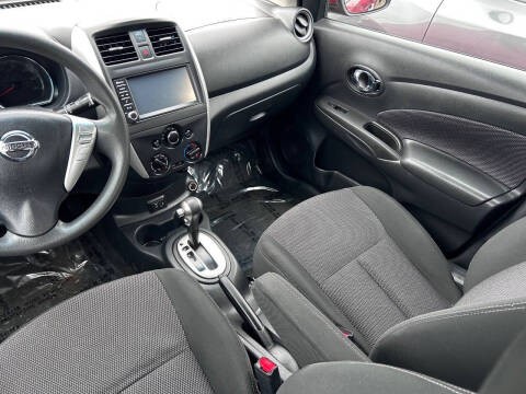 2018 Nissan Versa SV