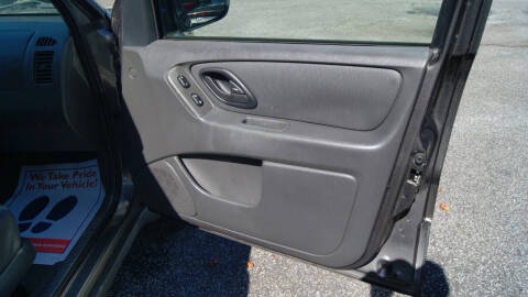 2006 Ford Escape XLS