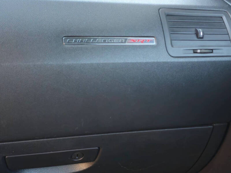 2009 Dodge Challenger SRT8