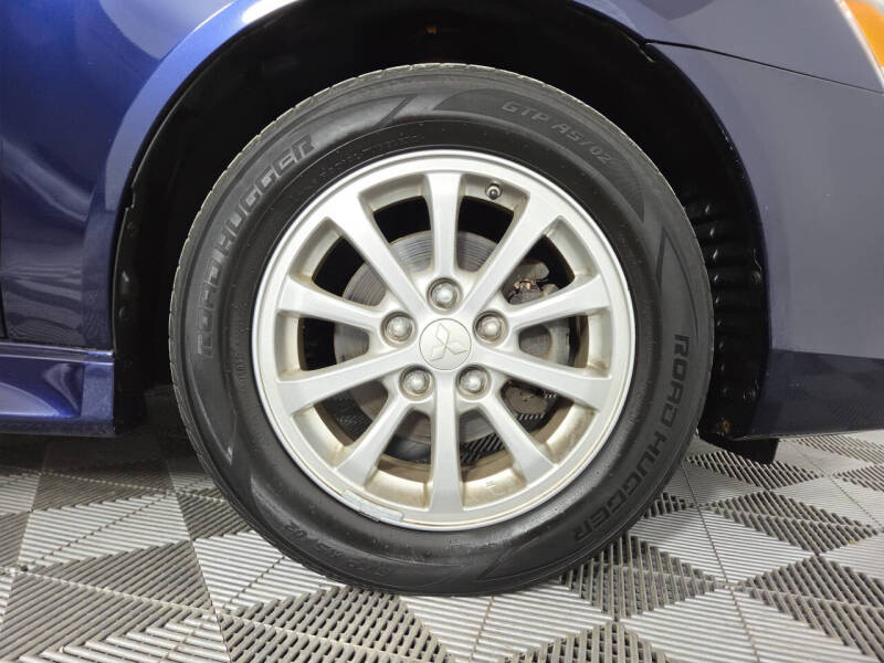 2014 Mitsubishi Lancer ES