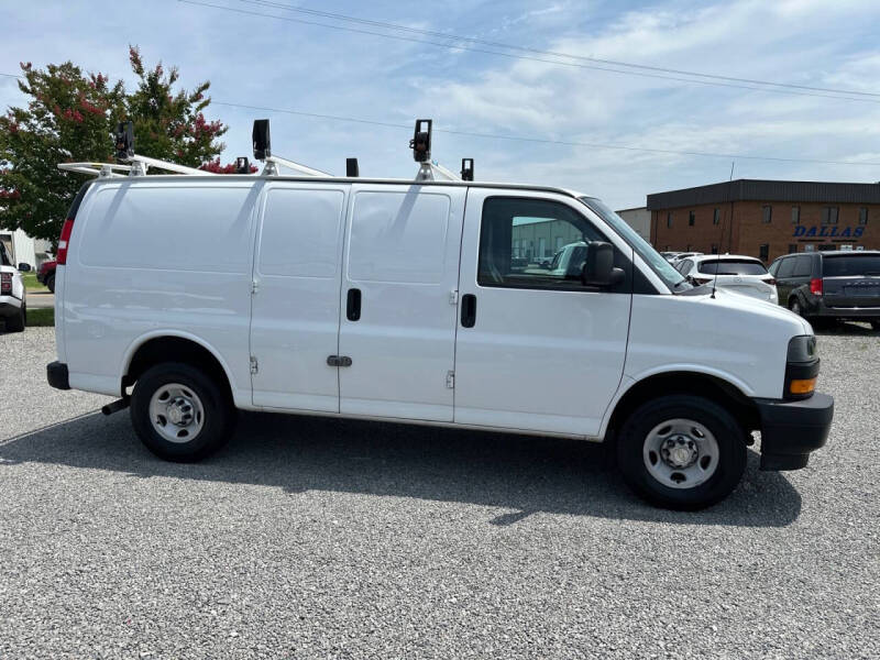 2022 Chevrolet Express 2500