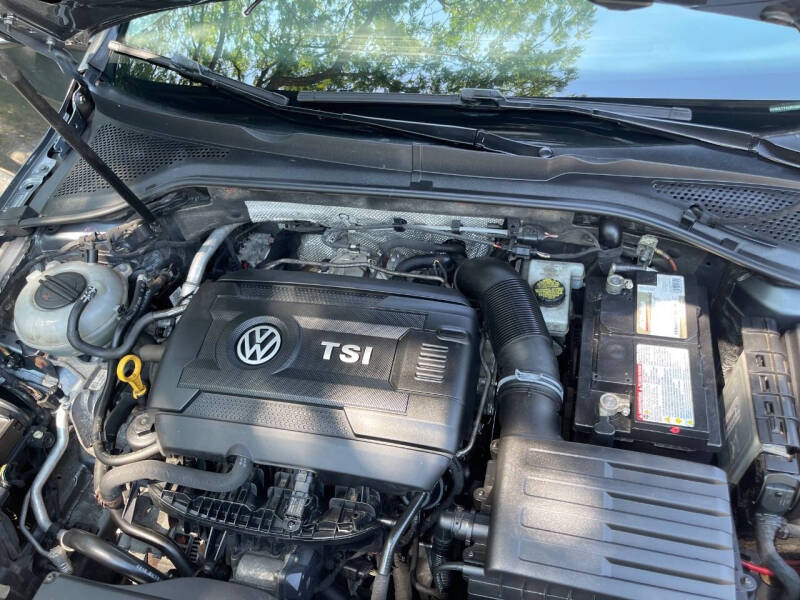 2017 Volkswagen Golf TSI S