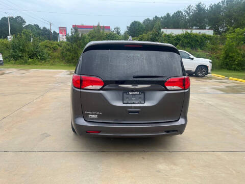 2017 Chrysler Pacifica Touring