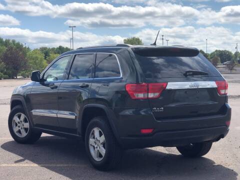 2011 Jeep Grand Cherokee for sale at DIRECT AUTO SALES in Maple Grove MN