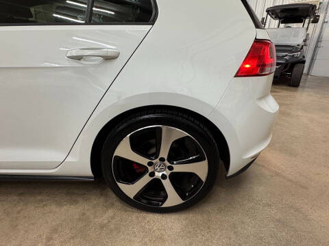 2015 Volkswagen Golf GTI S
