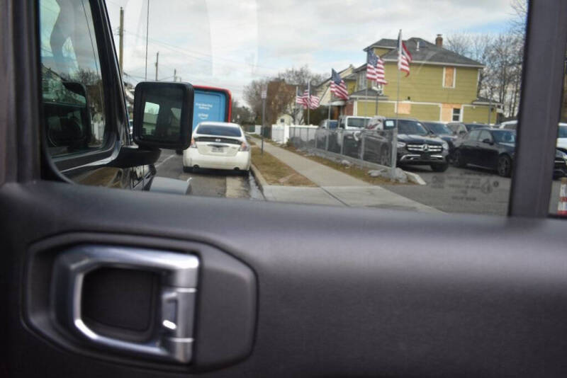 2023 Jeep Wrangler Willys