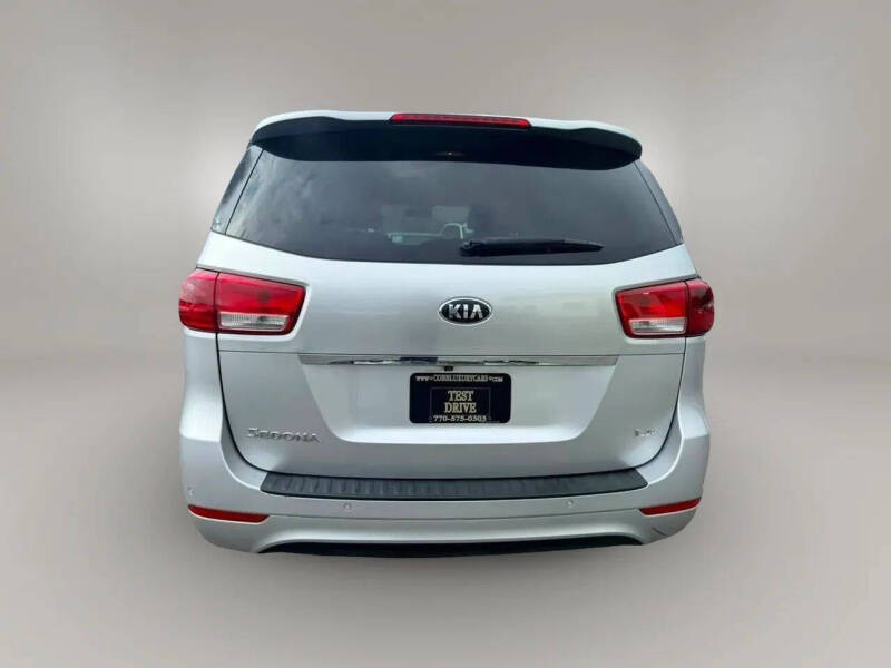 2017 Kia Sedona LX
