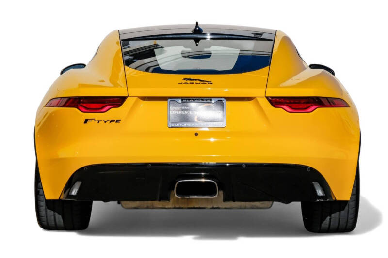 2021 Jaguar F-TYPE P300