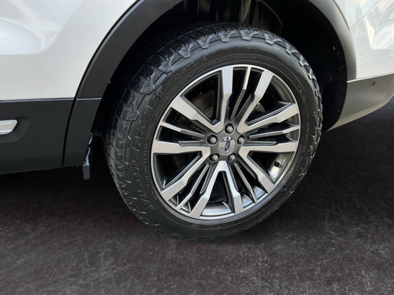 2016 Ford Explorer Platinum