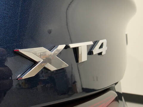 2020 Cadillac XT4 Premium Luxury