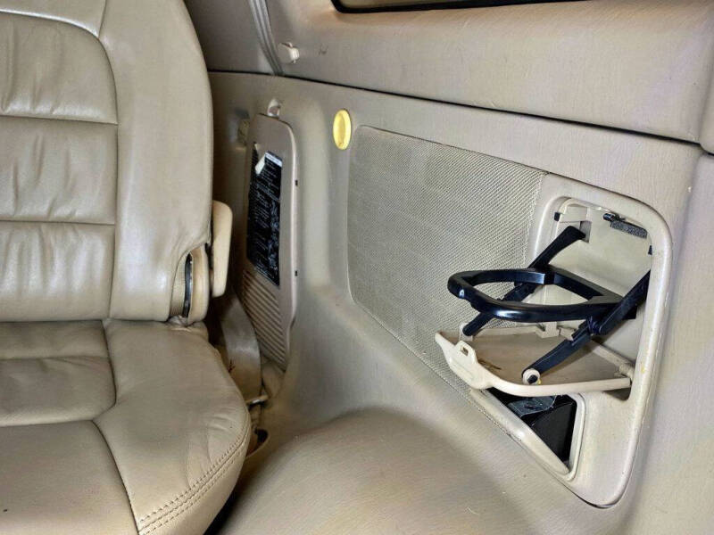 2000 Lexus LX 470