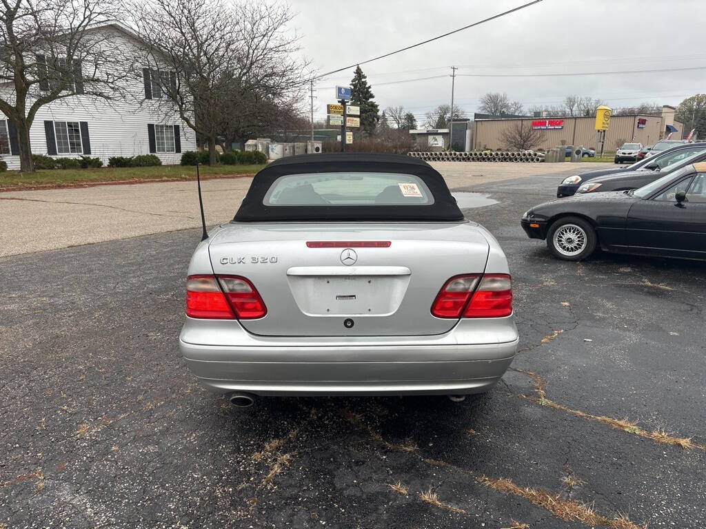 2002 Mercedes-Benz CLK for sale at DECKER AUTO SALES in Bay City, MI