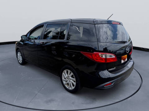 2012 Mazda MAZDA5 Sport