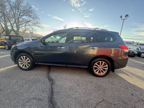2015 Nissan Pathfinder SV