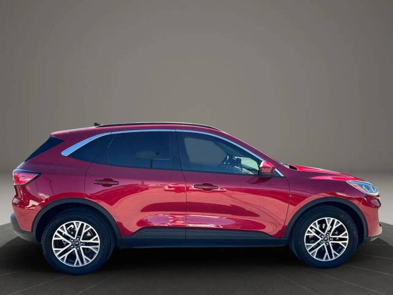 2021 Ford Escape SEL