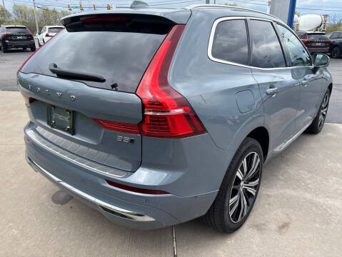 2023 Volvo XC60 B5 Plus Bright Theme