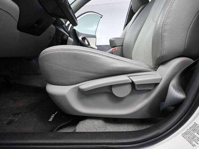 2012 Toyota RAV4 EV