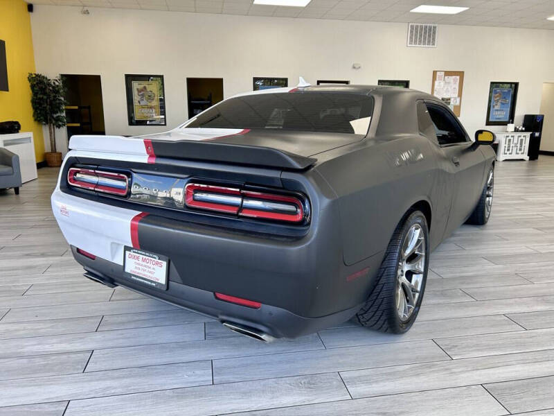 2016 Dodge Challenger SRT 392