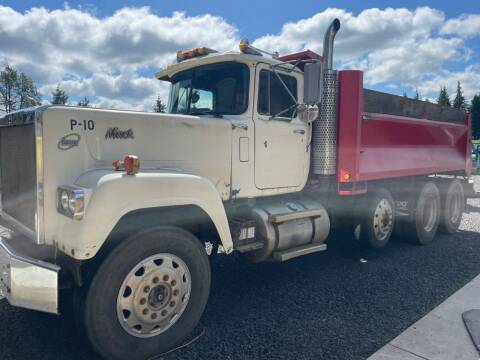 1982 Mack Super Liner Tri Axle Dump for sale at DirtWorx Equipment - Trucks in Woodland WA