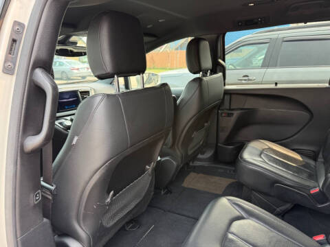 2020 Chrysler Pacifica Launch Edition
