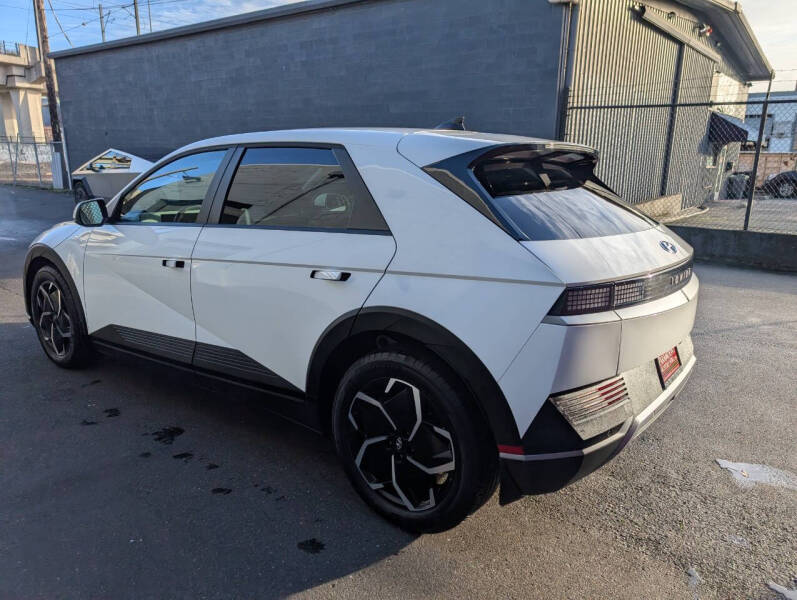 2024 Hyundai Ioniq 5 SEL