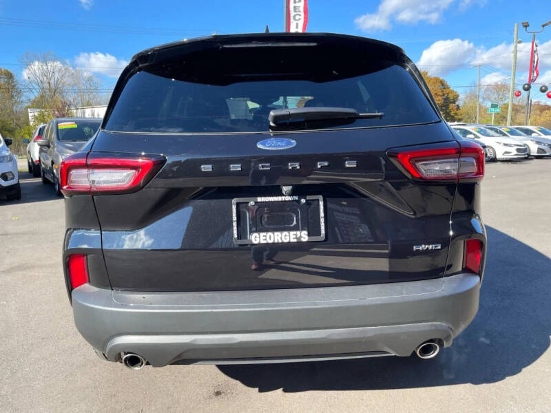 2025 Ford Escape ST-Line Select