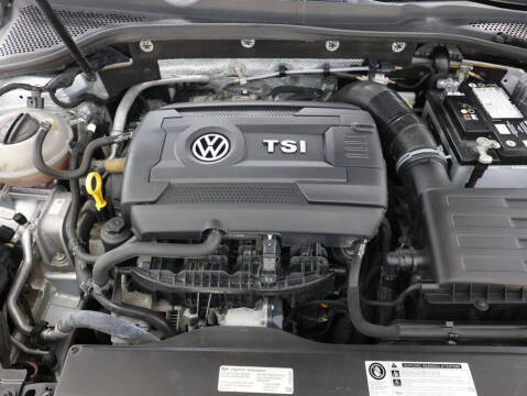 2017 Volkswagen Golf GTI SE