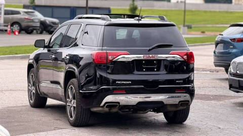 2017 GMC Acadia Denali