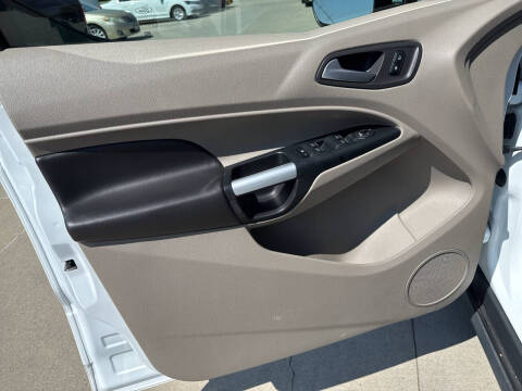 2017 Ford Transit Connect Titanium