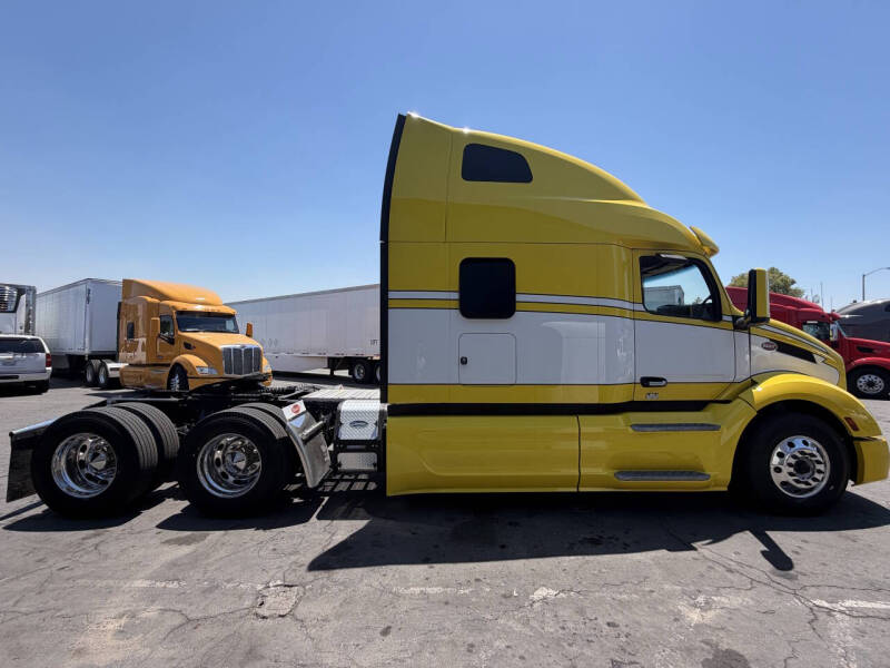 2022 Peterbilt 579