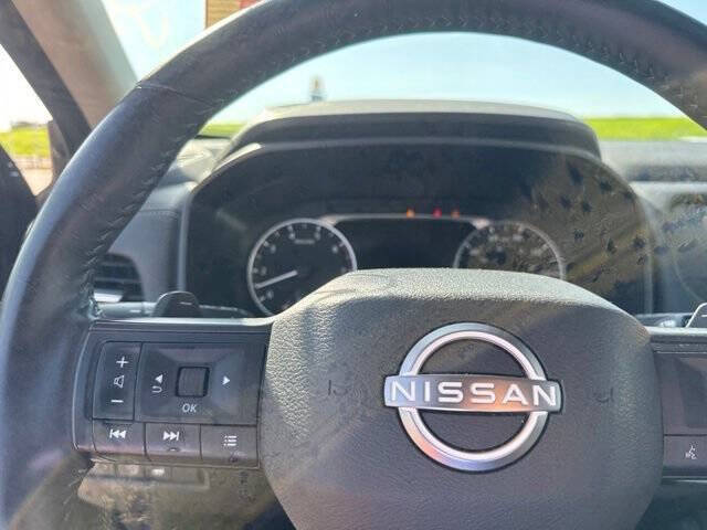 2025 Nissan Rogue SV