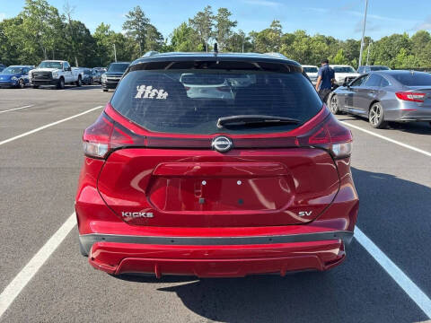 2023 Nissan Kicks SV